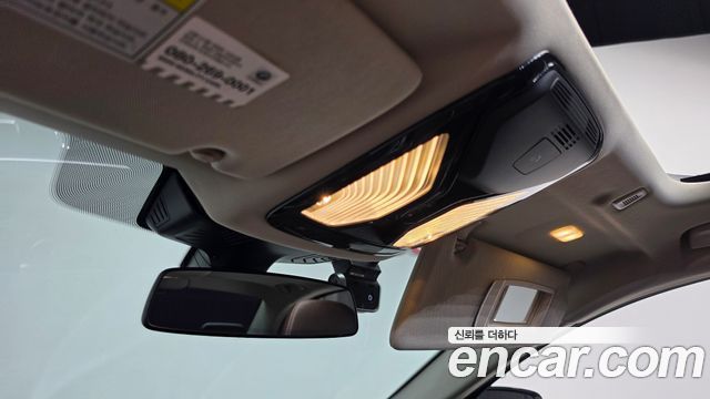 BMW 5-Series 2020 — photo 21