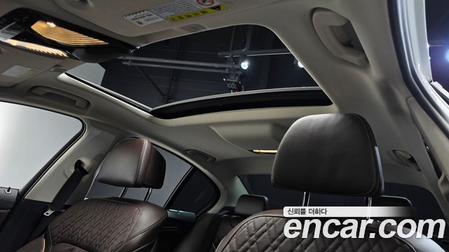 BMW 5-Series 2020 — photo 22