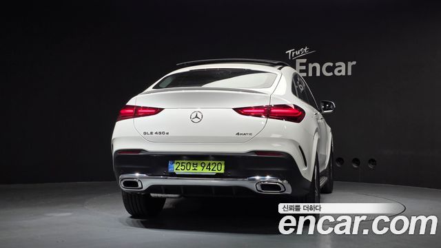 Mercedes-Benz GLE-Class 2026 — photo 4
