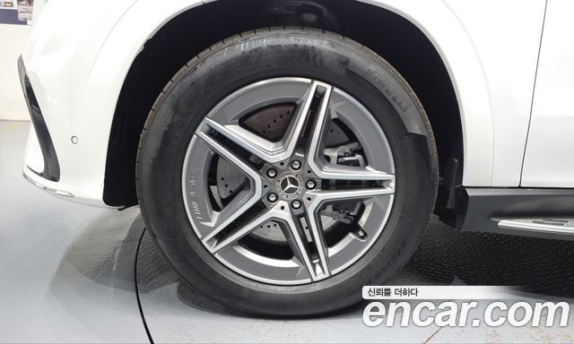 Mercedes-Benz GLE-Class 2026 — photo 5