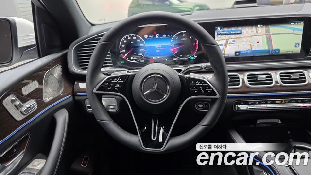 Mercedes-Benz GLE-Class 2026 — photo 19
