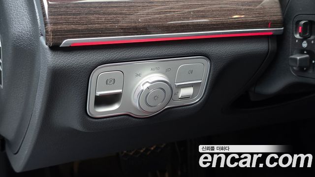 Mercedes-Benz GLE-Class 2026 — photo 27