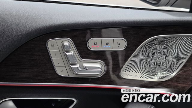 Mercedes-Benz GLE-Class 2026 — photo 29