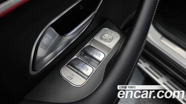 Mercedes-Benz GLE-Class 2026 — photo 30
