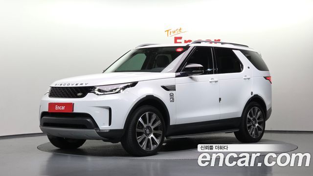 Land Rover Discovery 2018 — photo 1