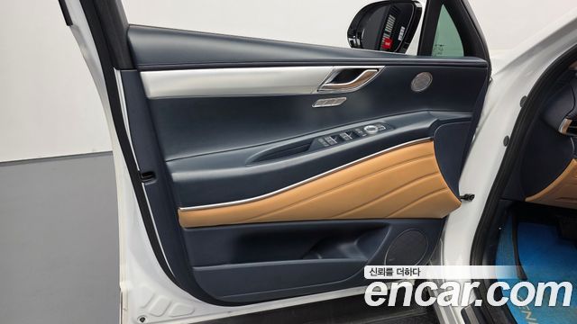 Genesis GV80 2021 — photo 14