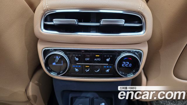 Genesis GV80 2021 — photo 36