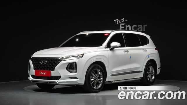 Hyundai Santafe 2019 — photo 1