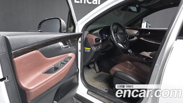 Hyundai Santafe 2019 — photo 13