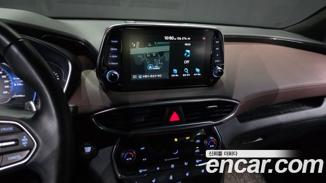 Hyundai Santafe 2019 — photo 20