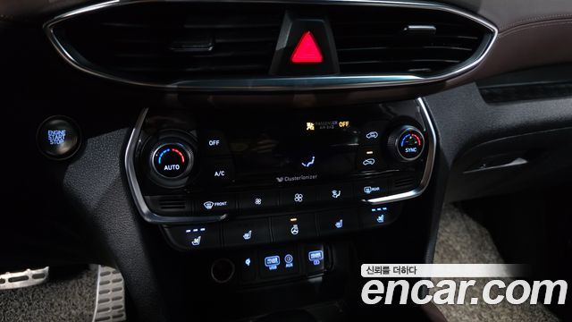 Hyundai Santafe 2019 — photo 22