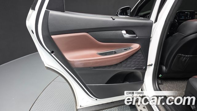 Hyundai Santafe 2019 — photo 15