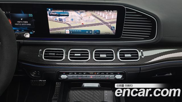 Mercedes-Benz GLE-Class 2026 — photo 12