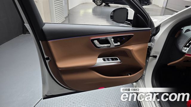 Mercedes-Benz E-Class 2026 — photo 14