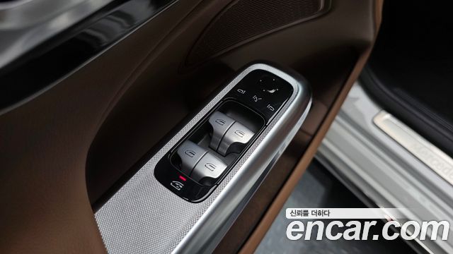 Mercedes-Benz E-Class 2026 — photo 28