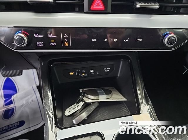 Kia K5 2024 — photo 10