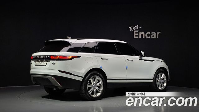 Land Rover Range Rover Velar 2018 — photo 2