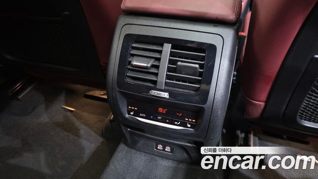 BMW X4 2020 — photo 18
