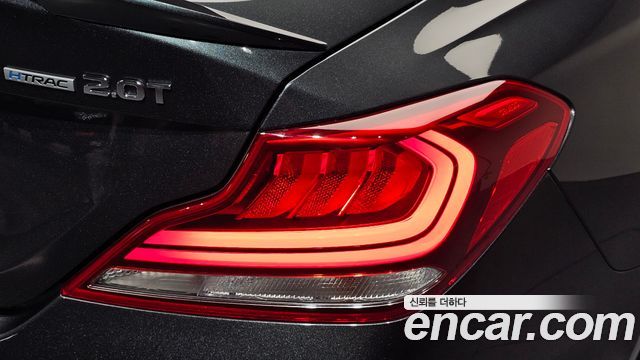 Genesis G70 2019 — photo 9