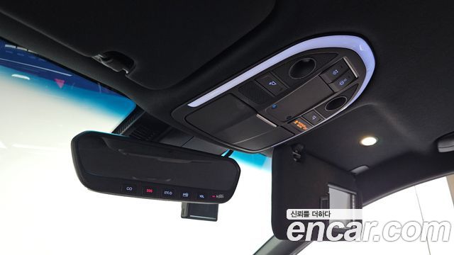 Genesis G70 2019 — photo 29
