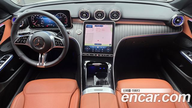 Mercedes-Benz C-Class 2026 — photo 10