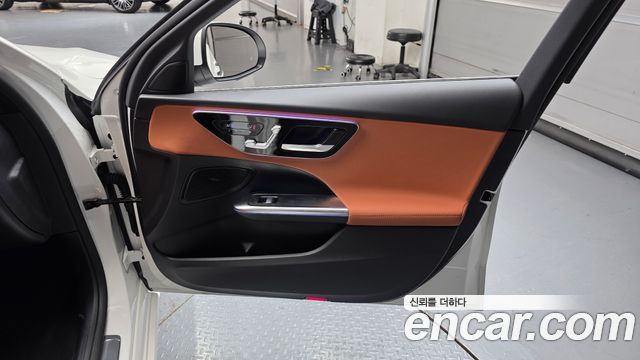 Mercedes-Benz C-Class 2026 — photo 15