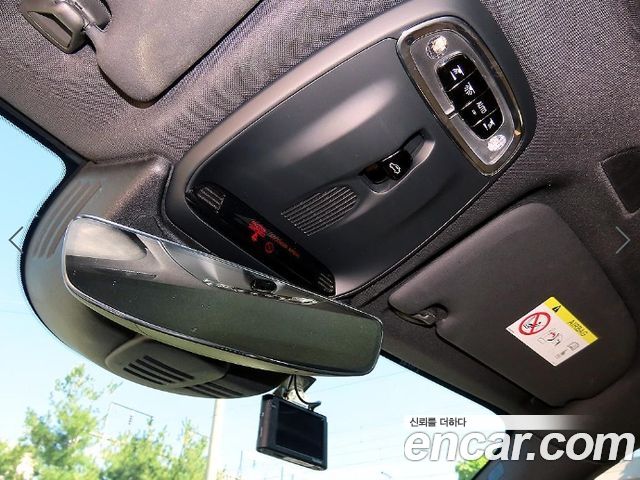 Volvo XC60 2019 — photo 14