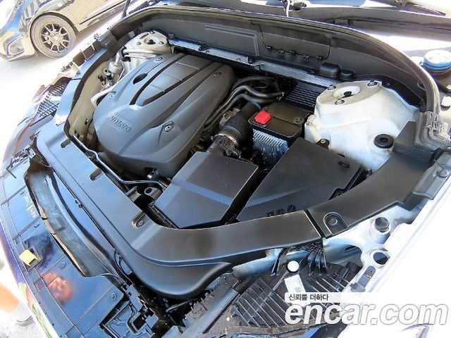 Volvo XC60 2019 — photo 19