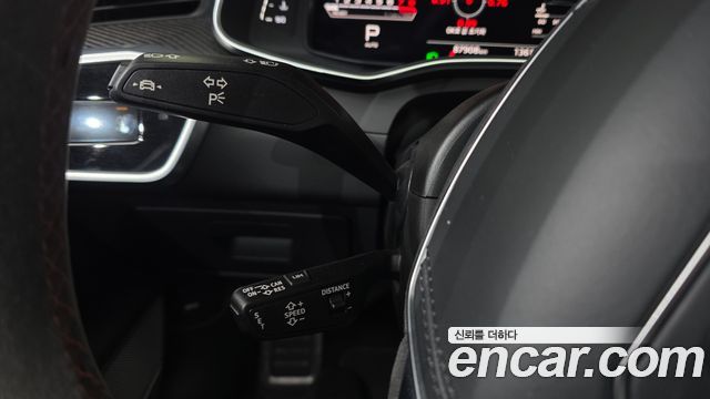 Audi RS7 2021 — photo 26