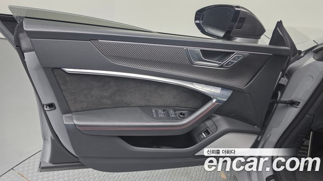 Audi RS7 2021 — photo 14