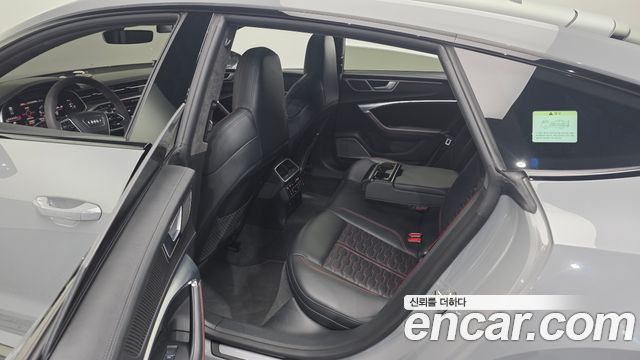 Audi RS7 2021 — photo 16