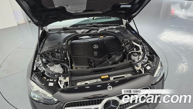 Mercedes-Benz C-Class 2026 — photo 6