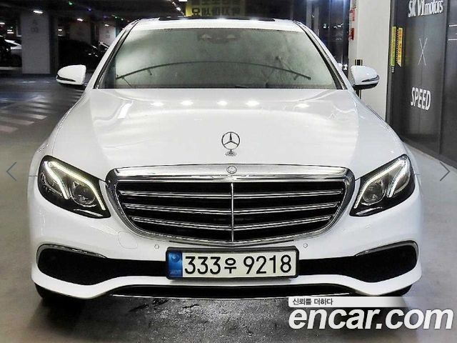 Mercedes-Benz E-Class 2017 — photo 2
