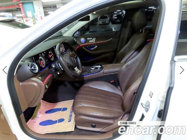 Mercedes-Benz E-Class 2017 — photo 6