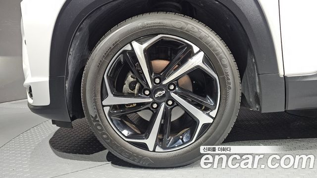 Chevrolet Korea Trailblazer 2022 — photo 5