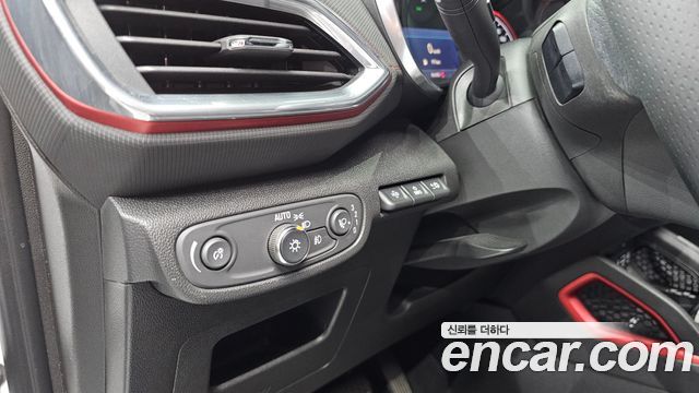 Chevrolet Korea Trailblazer 2022 — photo 24