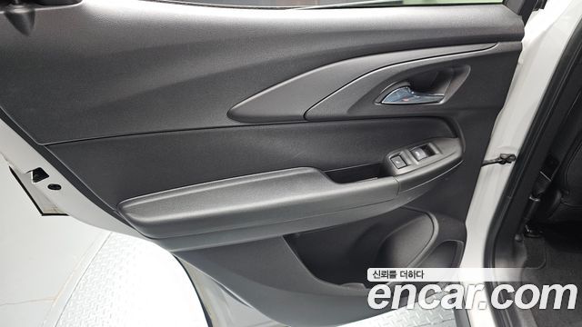Chevrolet Korea Trailblazer 2022 — photo 15