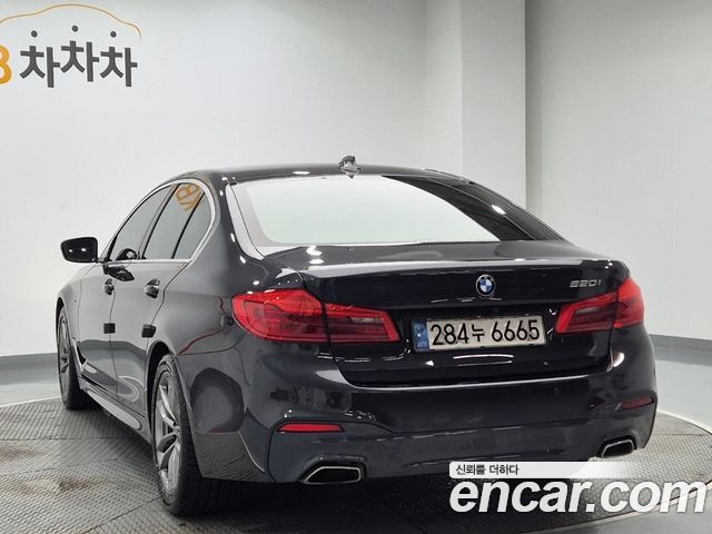 BMW 5-Series 2020 — photo 2