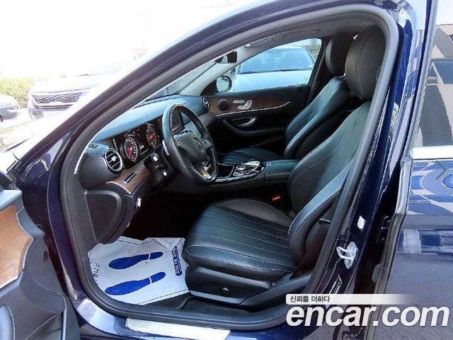 Mercedes-Benz E-Class 2018 — photo 5