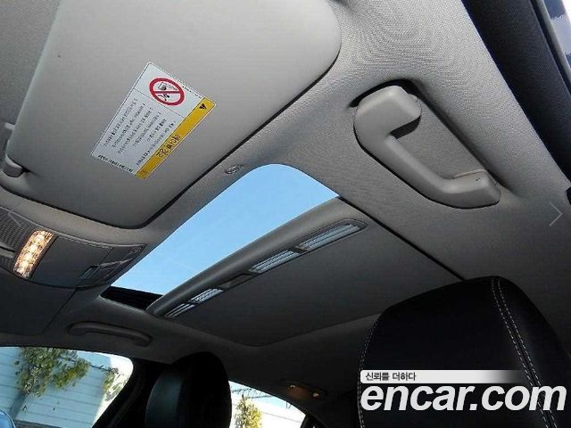 Mercedes-Benz E-Class 2018 — photo 17