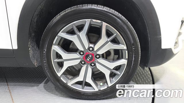 Kia Seltos 2020 — photo 7