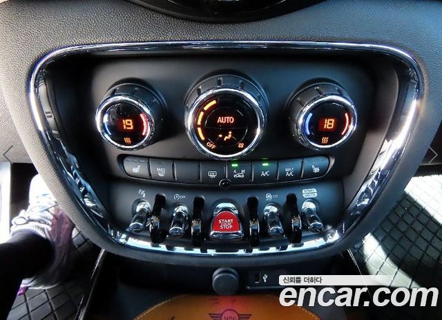 Mini Clubman 2024 — photo 11