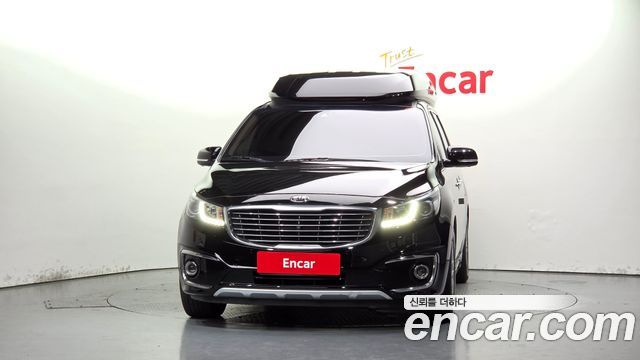 Kia Canival 2017 — photo 3