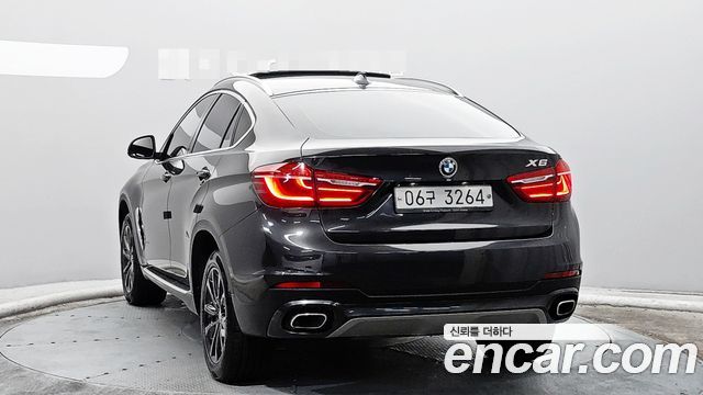 BMW X6 2017 — photo 2