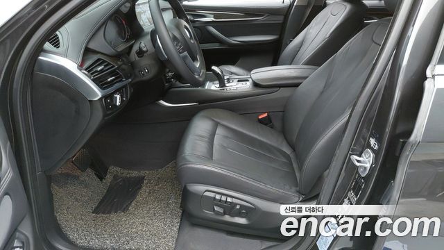 BMW X6 2017 — photo 9