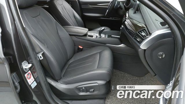 BMW X6 2017 — photo 10