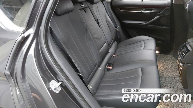 BMW X6 2017 — photo 12