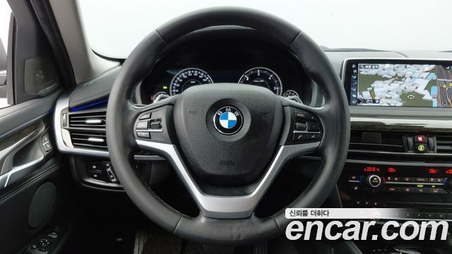 BMW X6 2017 — photo 13