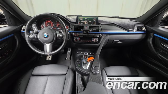 BMW 3-Series 2018 — photo 10