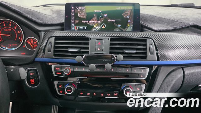 BMW 3-Series 2018 — photo 19